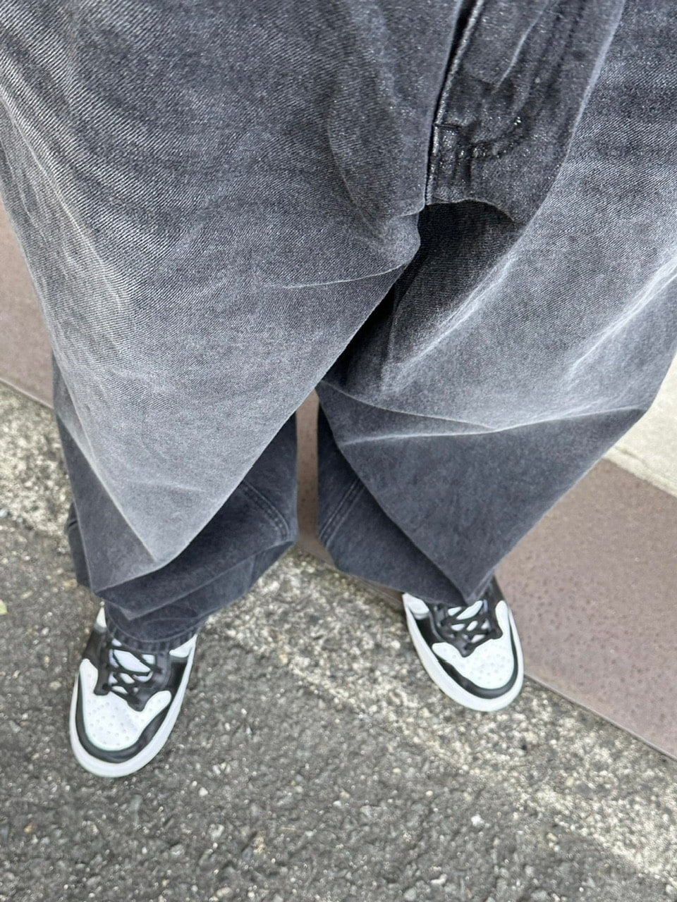 受注制【Chikashitsu +】oversized denim pants (2color)