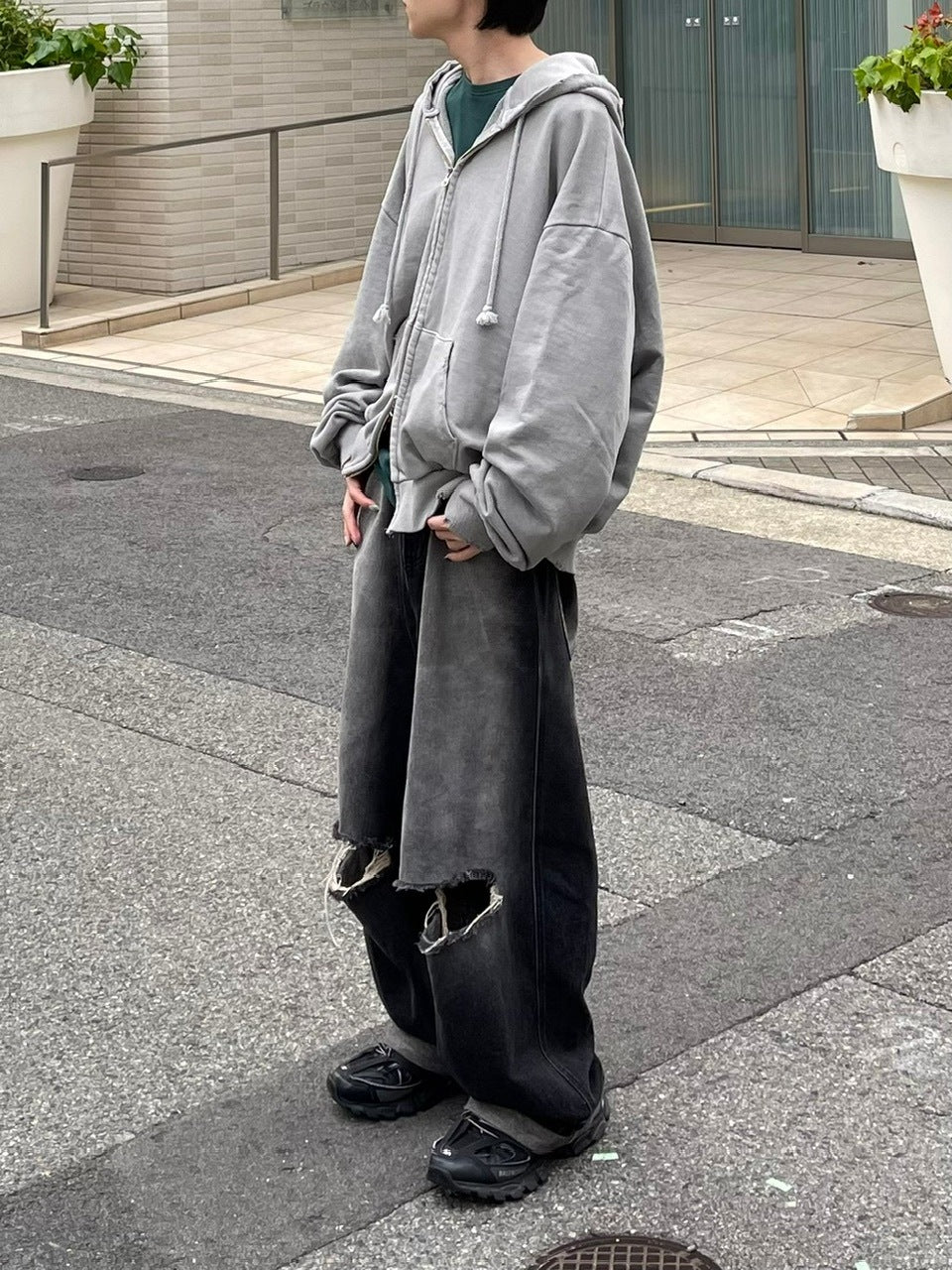 大阪店WEB限定受注制【Chikashitsu +】damage zip up hoodie (3color) / 【チカシツプラス】ダメージ長袖ジップアップパーカー