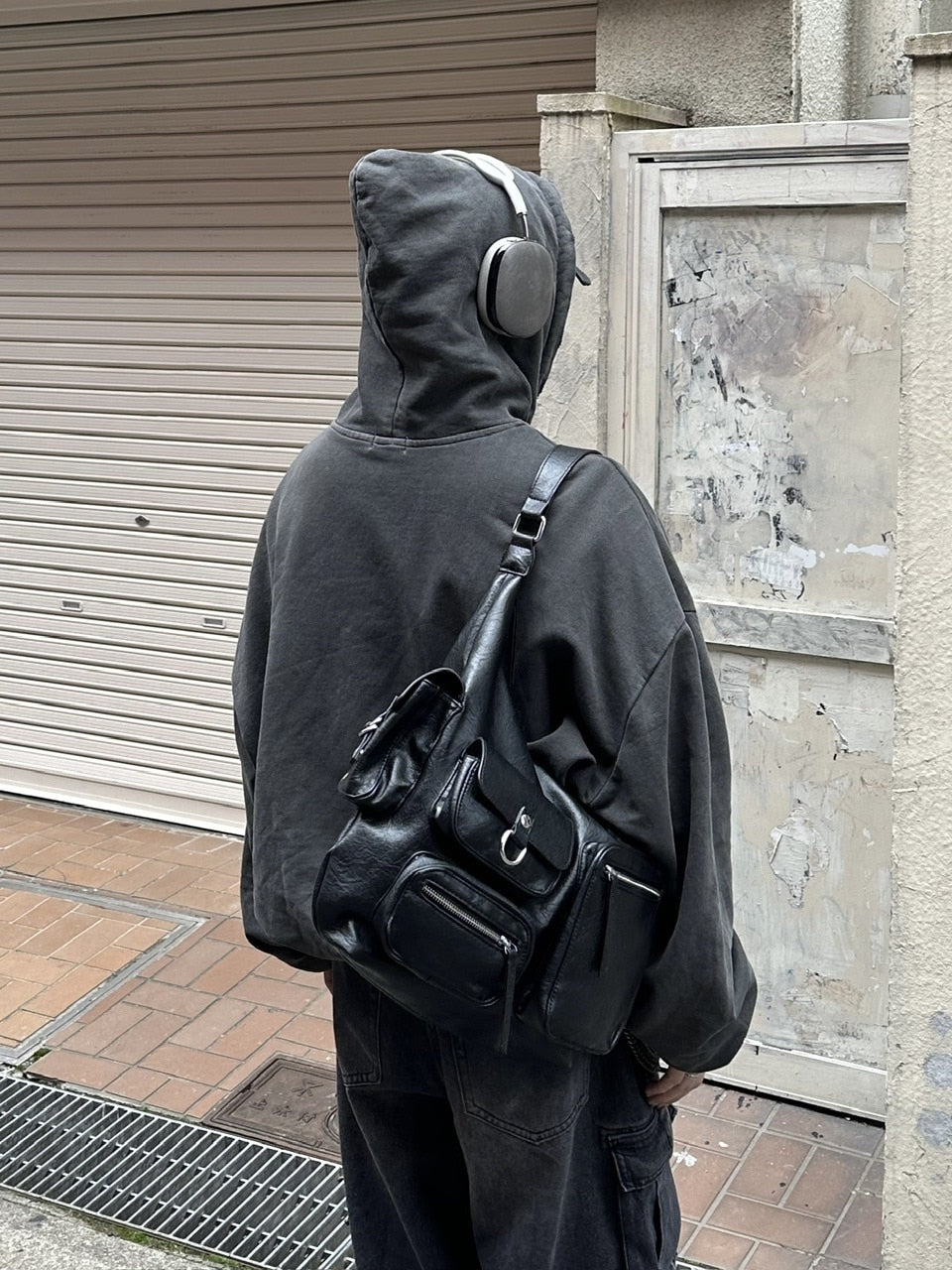 大阪店WEB限定【Chikashitsu +】leather pocket shoulder bag