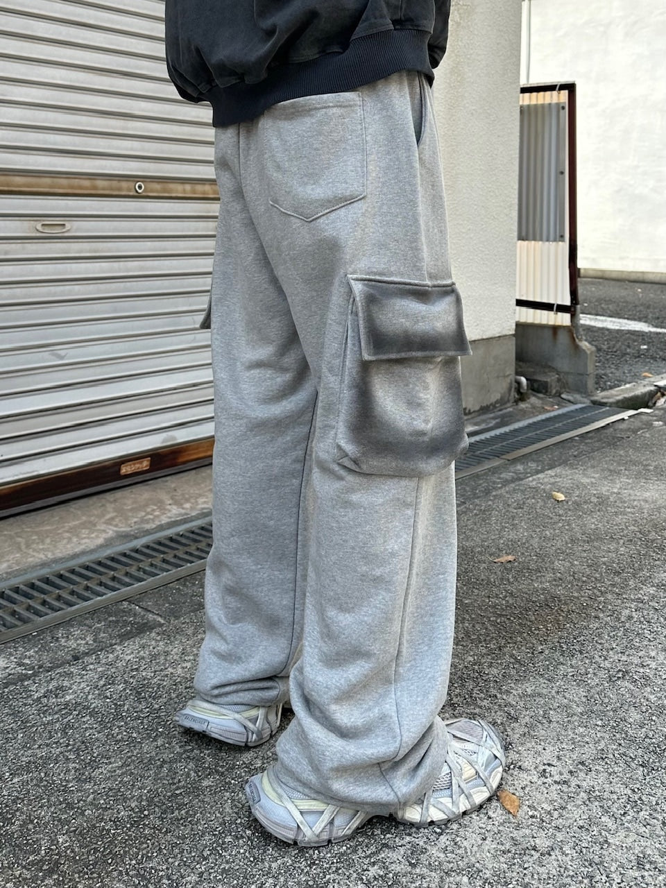 大阪店WEB限定【Chikashitsu +】washed sweat cargo pants (2color
