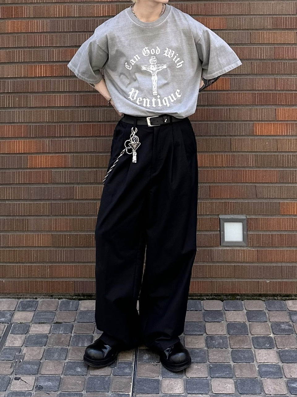 大阪店WEB限定【Chikashitsu +】box fit jesus t-shirt (2color)