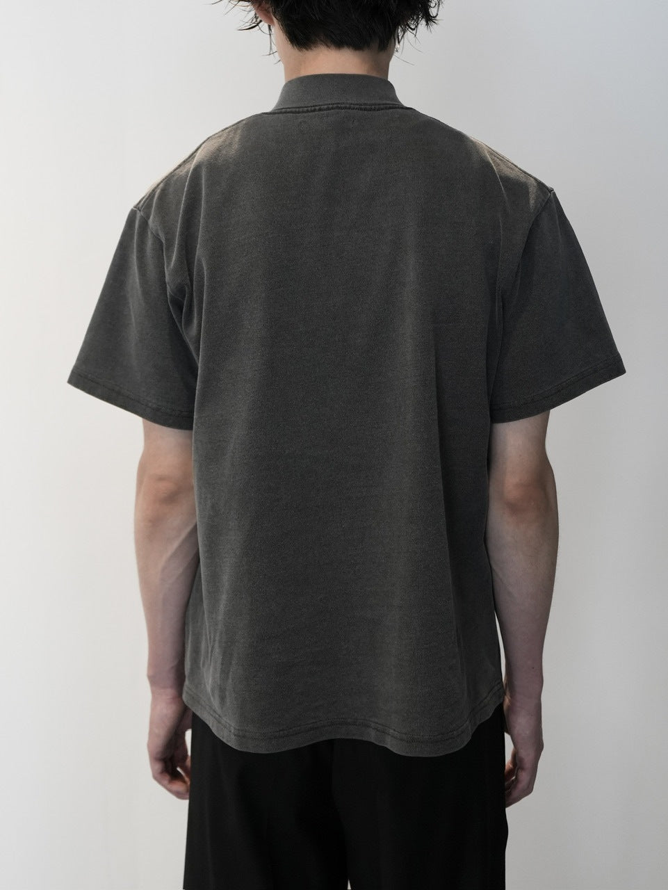CS】Shoulder zip mockneck tee (pigment black) – PRESSING WEB SHOP
