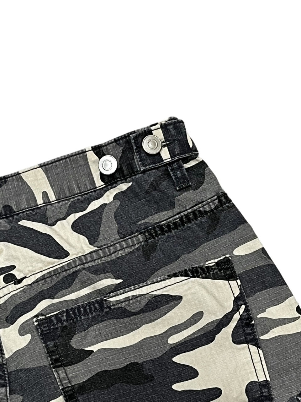 【Never mind the XU】camouflage pants (2color)