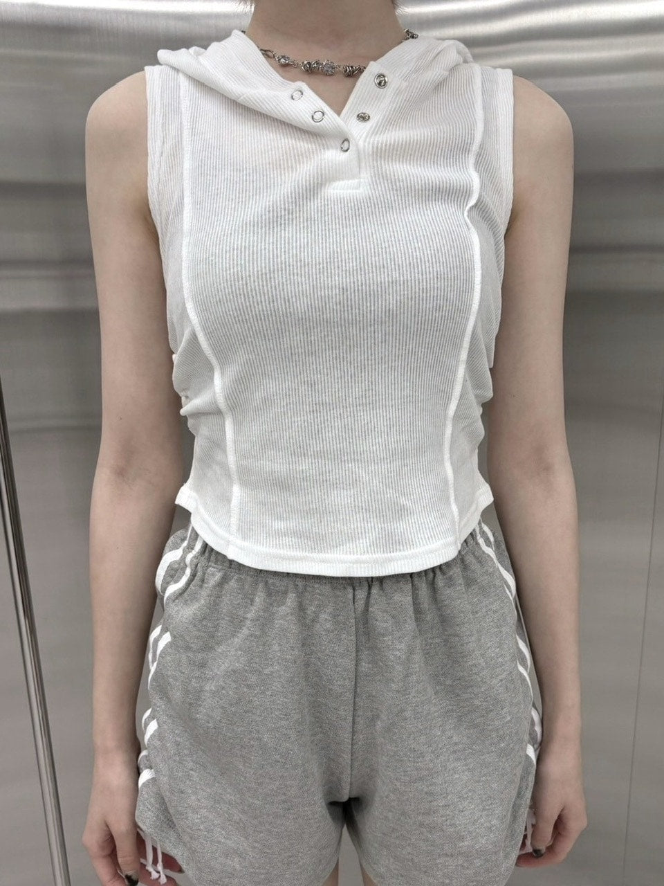 受注制【nmtc +】simple sleeveless hoodie (3color)