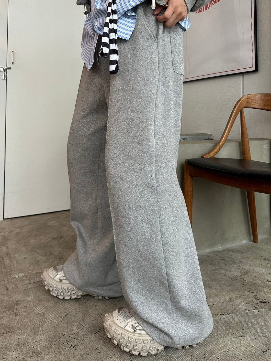 国際配送【LUV CODE】center press sweat pants