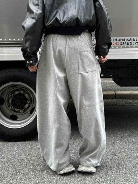 受注制【Chikashitsu +】curve stitch straight sweat pants (3color) / 【チカシツプラス】カーブスティッチストレートスウェットパンツ