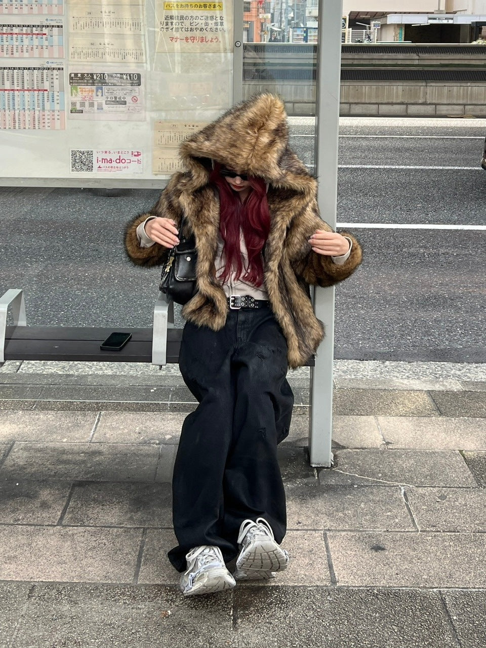 受注制【Chikashitsu +】hooded cropped fur blouson (2color)