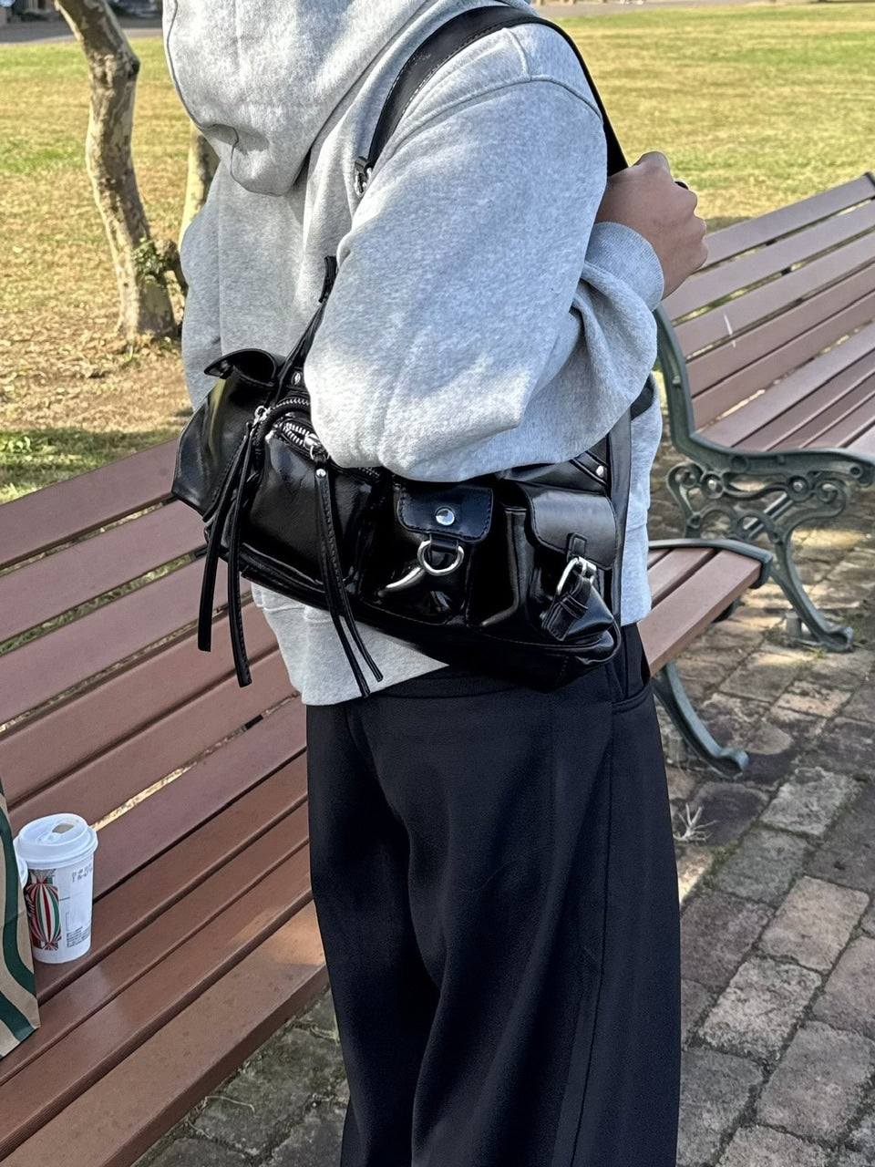 国際配送【RENOL】multi pocket leather bag