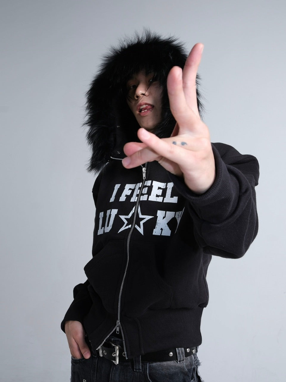 【IFEELLUCKY】Lucky fur hood zip up / 【アイフィールラッキー】ラッキーファーフードジップアップパーカー
