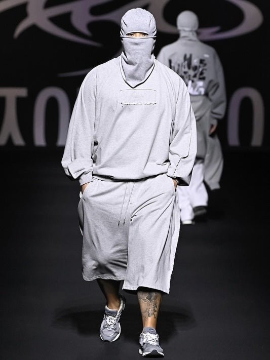 【AJOBYAJO】Raw Edge Batwing Sweatshirt