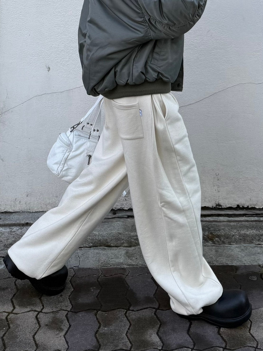 受注制【Chikashitsu +】vintage wash shoulder bag