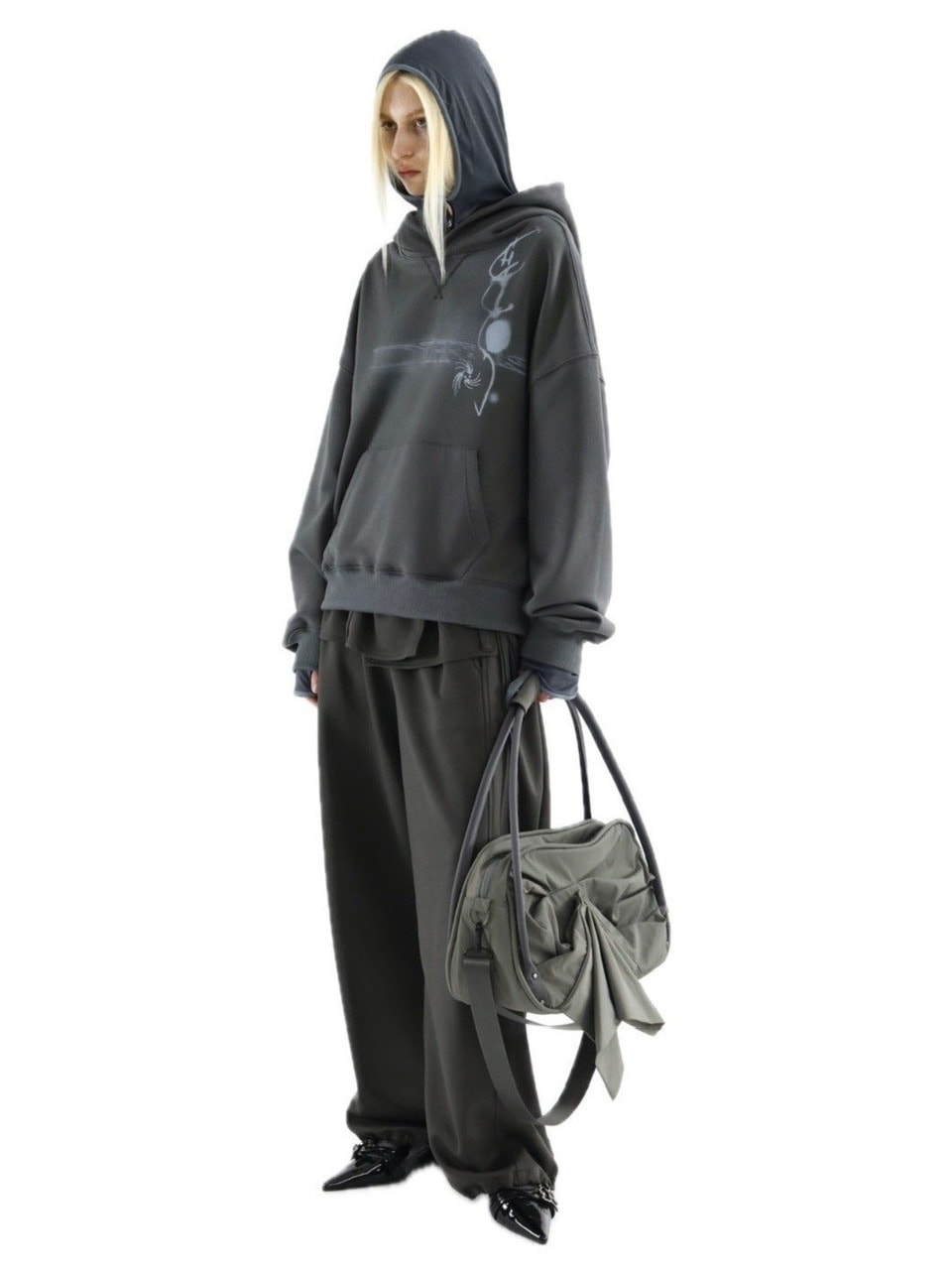 【DIFFERENTIS】Graphic Hoodie