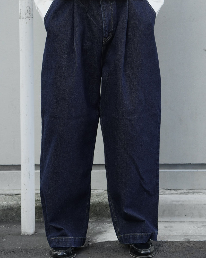 東京店WEB限定受注制【Chikashitsu +】Loose fit one tuck denim pants