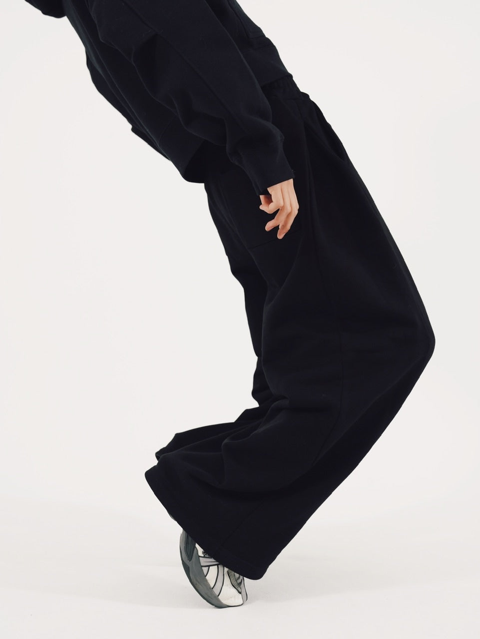 【CS】2tuck sweat pants (black)