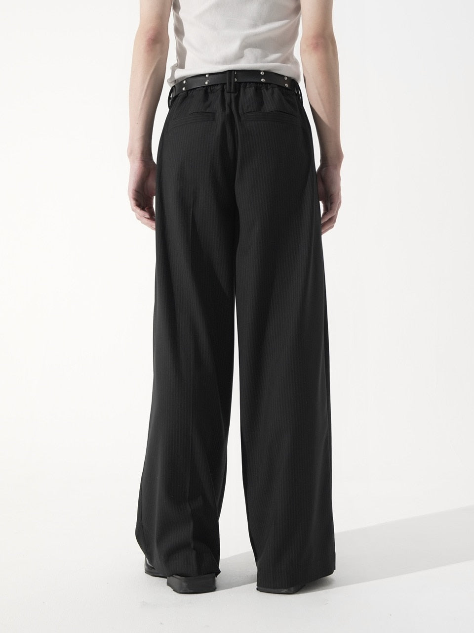 【CS】stripe cross tuck drape slacks (black)