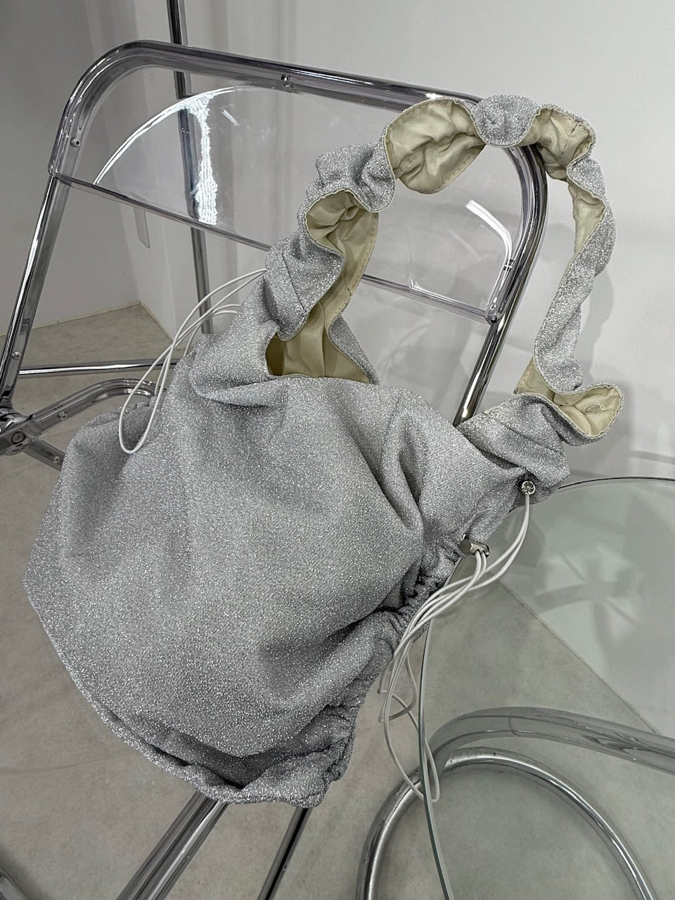 国際配送【Nerd out XU】Shiny drawcode tote bag (2color) – PRESSING