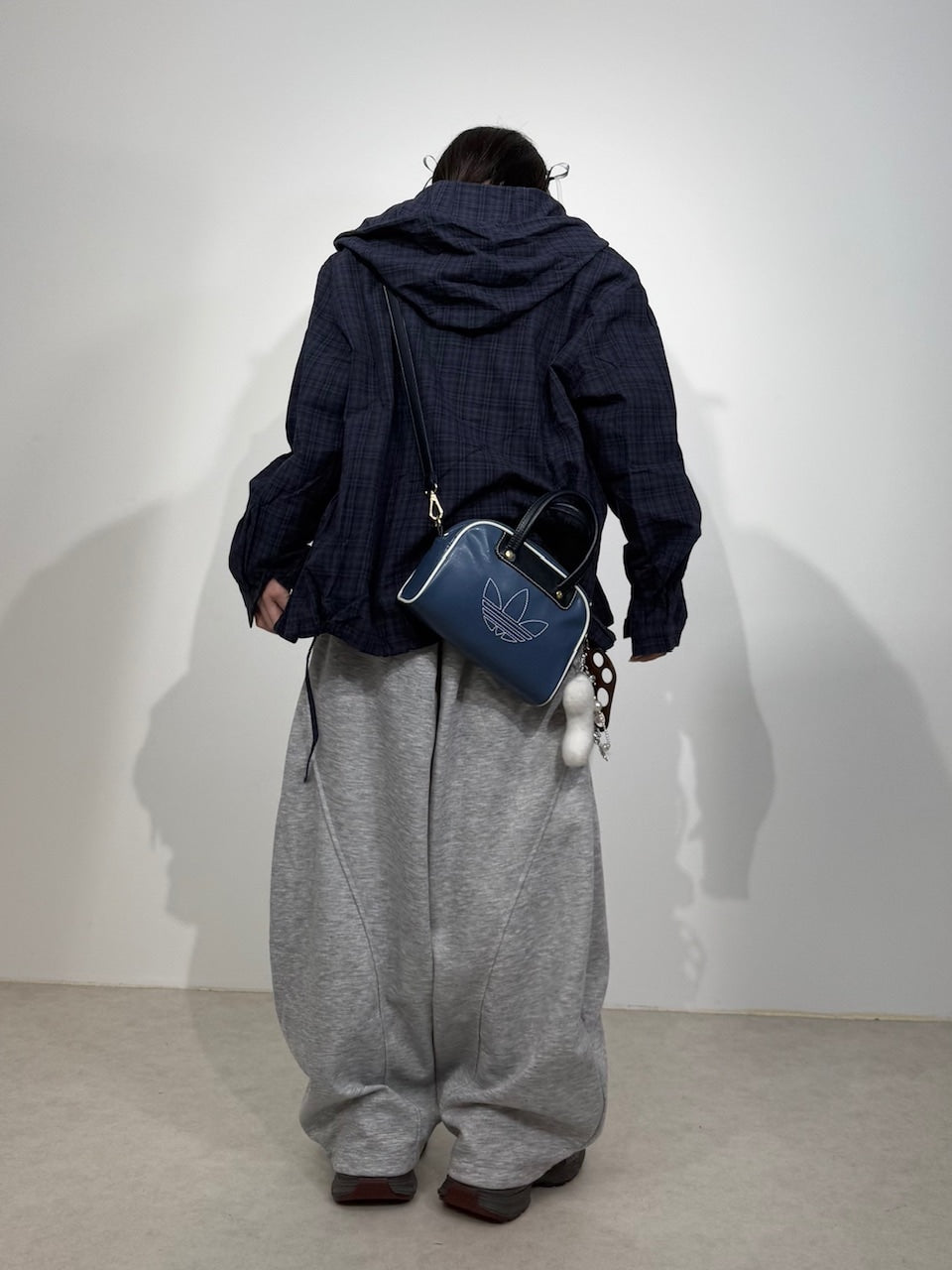 【Nerd out XU】waist rope loose sweat pants (2color) / 【ナードアウトエックスユー】ウエストロープルーズスウェットパンツ