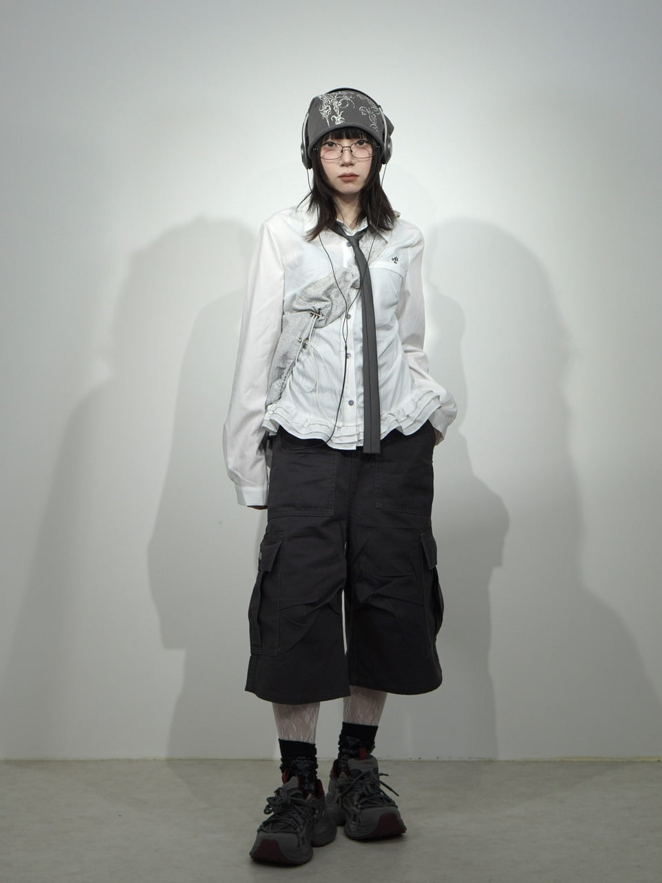 国際配送【Nerd out XU】tuck cargo half pants