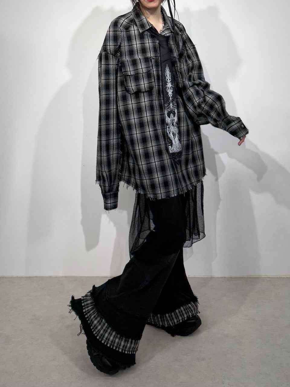 国際配送【Nerd out XU】check frill hem flare denim pants