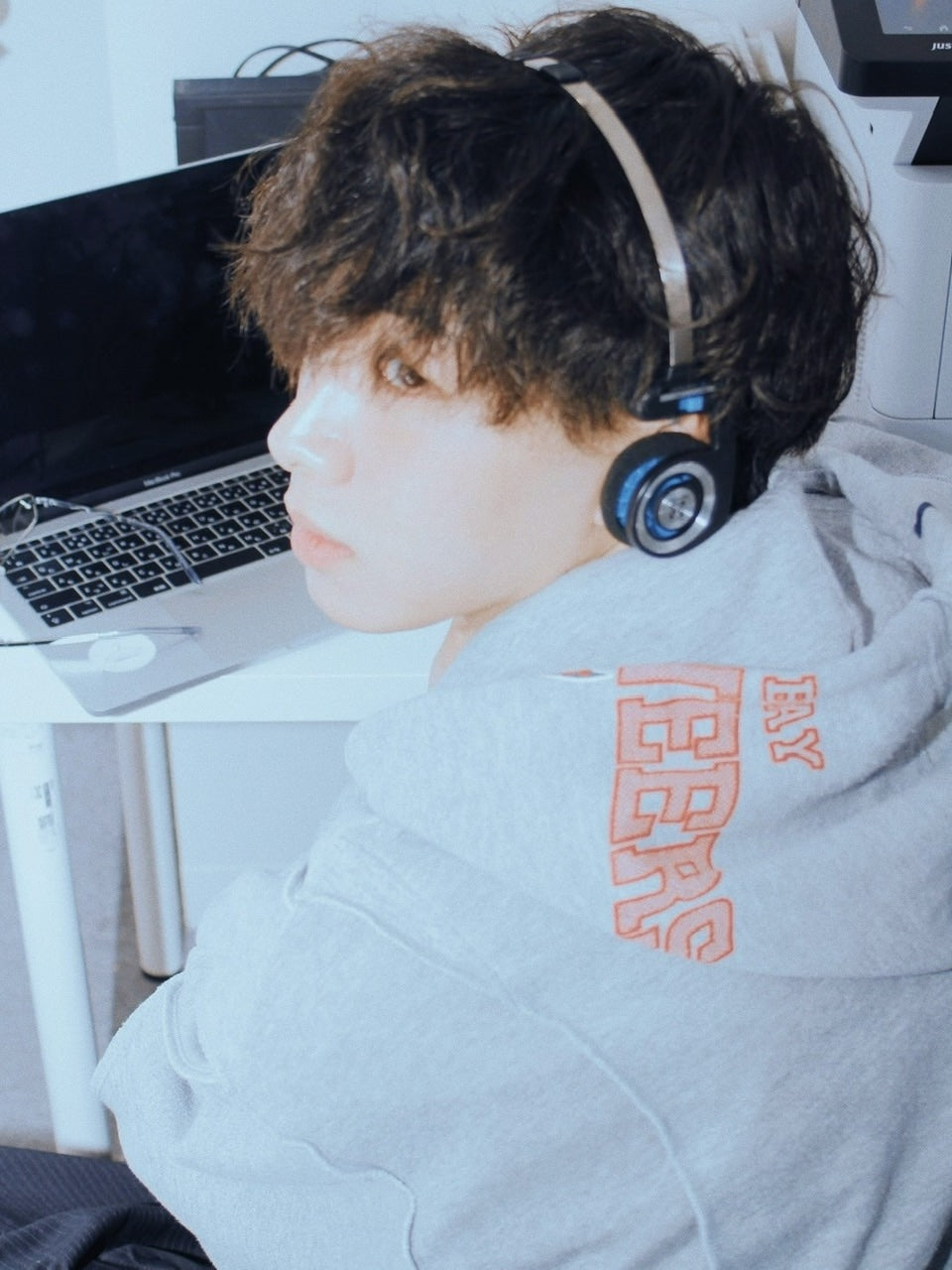 【Re +】double zip cutting switch hoodie (gray)