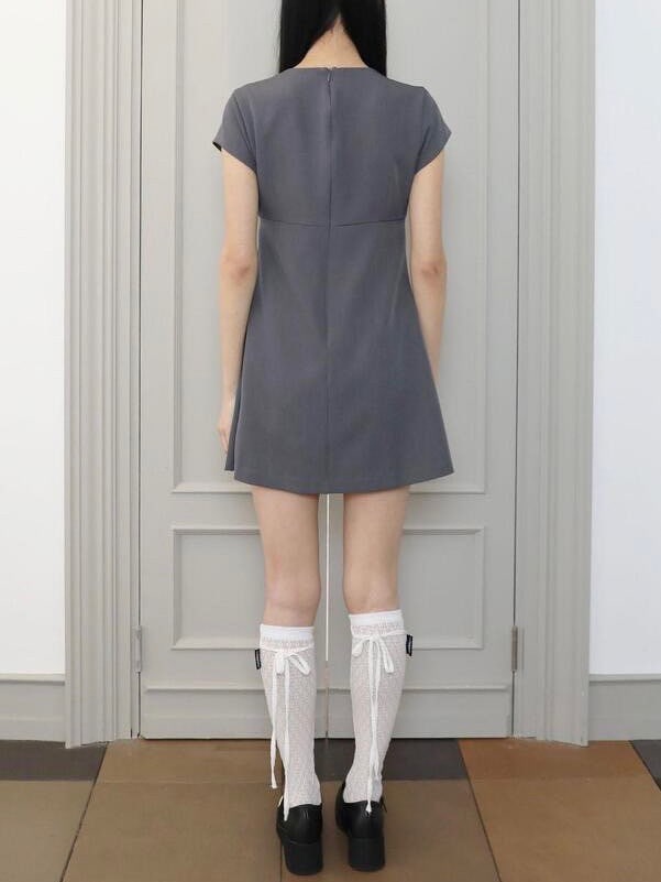【Uglyshadow】SQUARE RIBBON DRESS