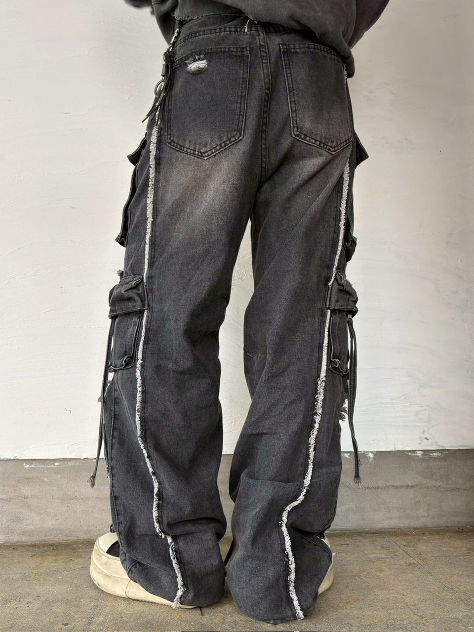 国際配送【LUV CODE】damage denim cargo pants