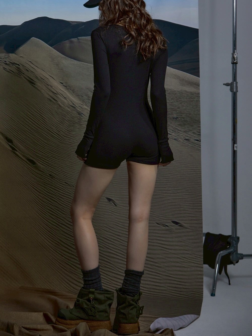 【GATELESS】BUTTON TIGHT ROMPER