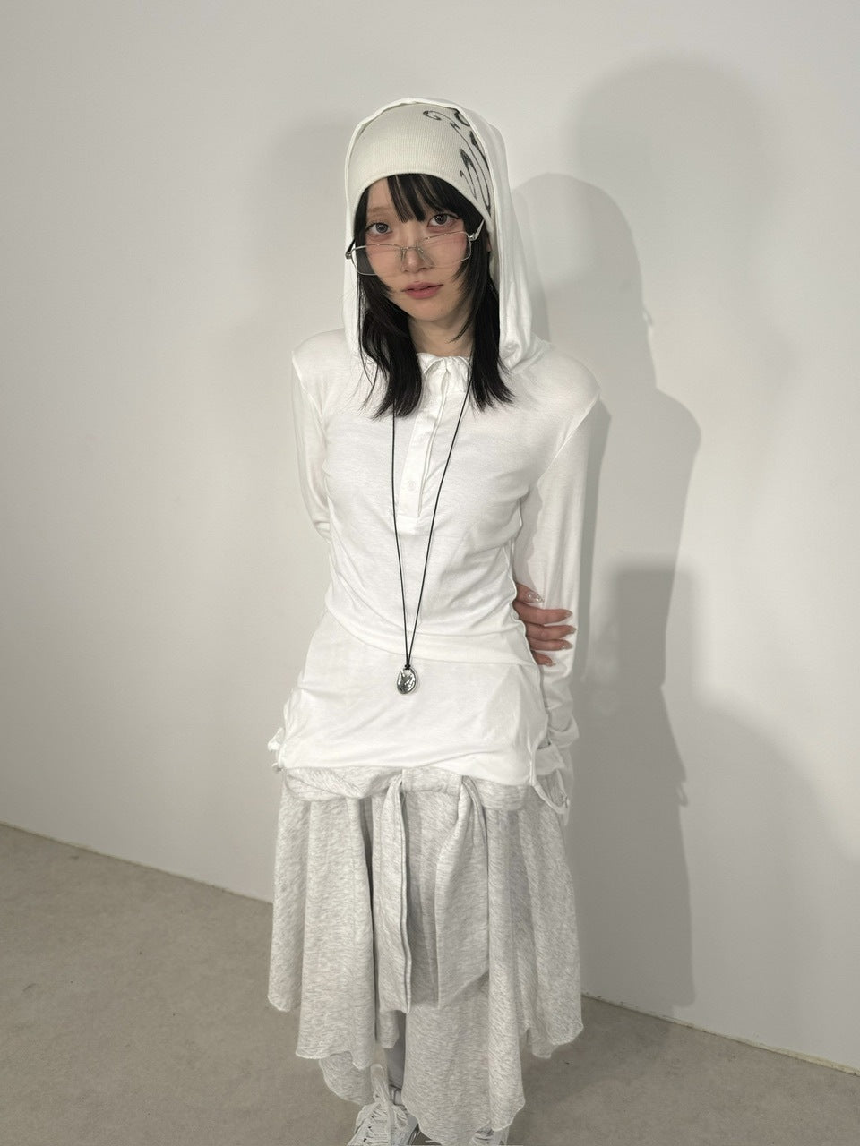 国際配送【Nerd out XU】design slim hooded long sleeve