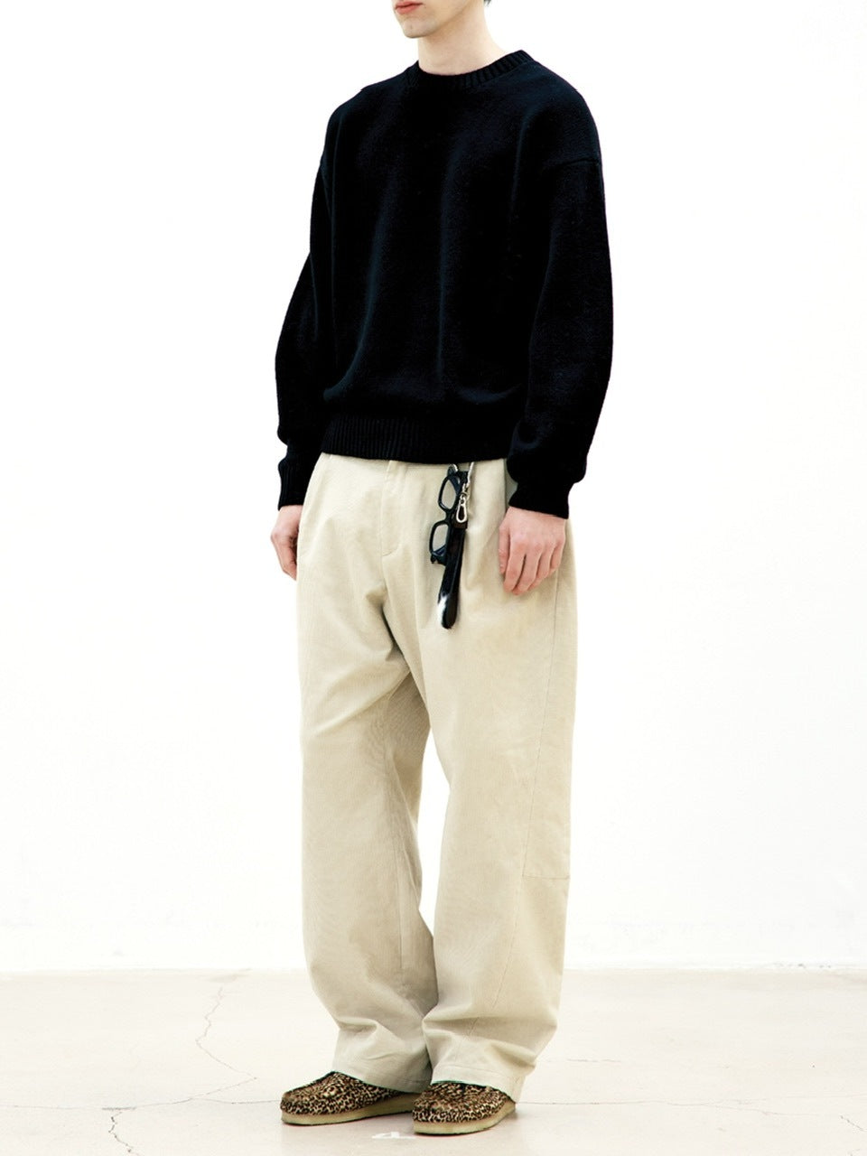 【COOR】WOOL CROPPDO CREWNECK SWEATER