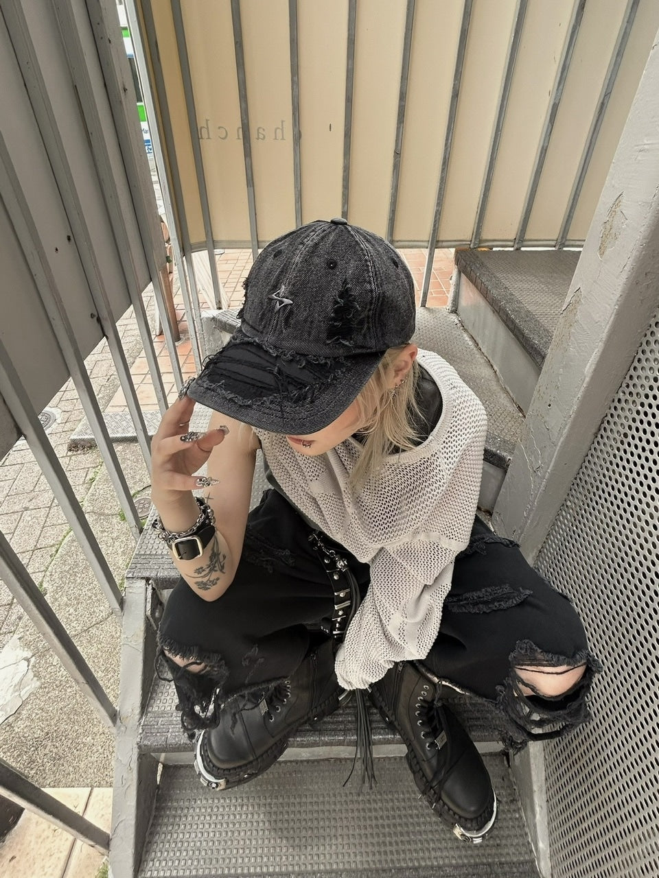 受注制【Never mind the XU】damage denim half pants