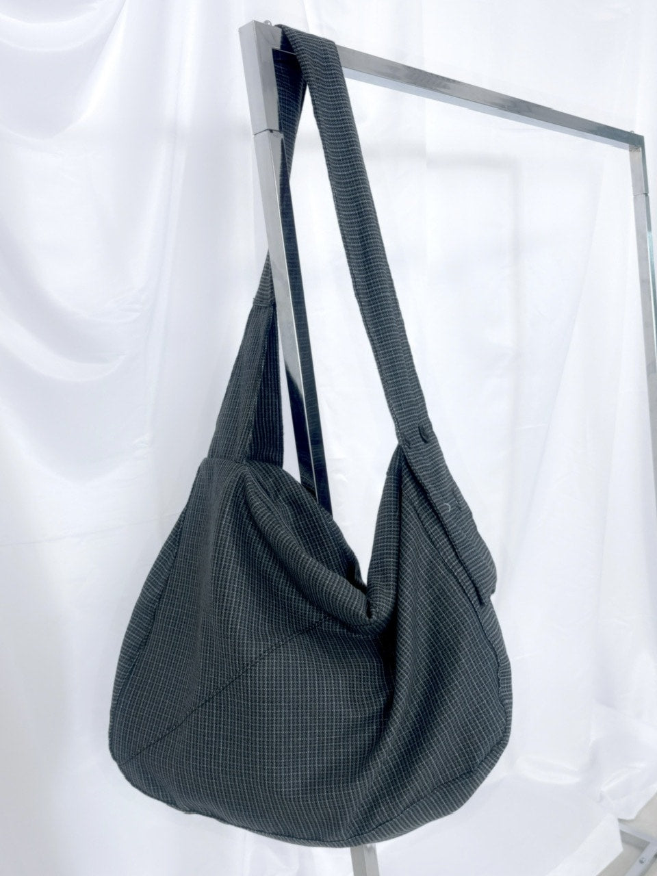 国際配送【Nerd out XU】black check body bag / 【ナードアウトエックスユー】ブラックチェックボディバッグ