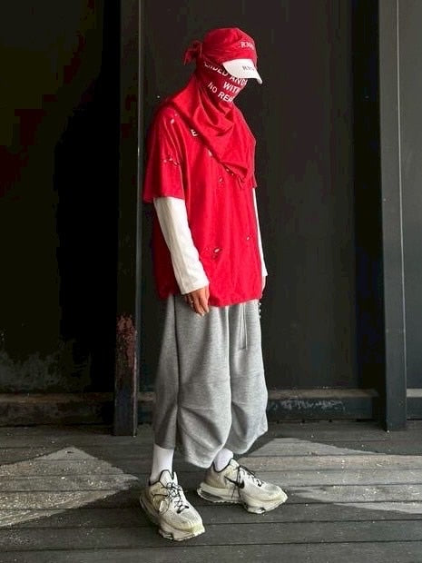 【roaringrad】SOLID KNEE BERMUDA PANTS / 【ロアリングラド】ソリッドニーバミューダハーフパンツ