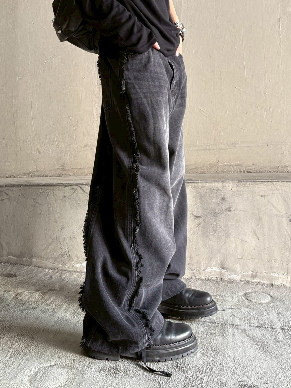 大阪店WEB限定受注制【Chikashitsu +】 fringe wide denim pants / 【チカシツプラス】フリンジワイドデニムパンツ