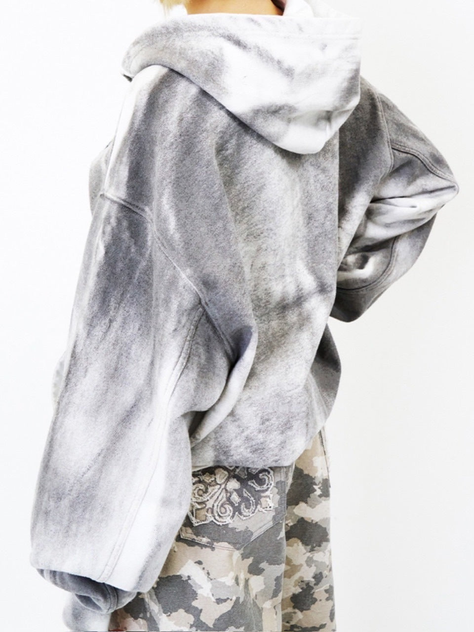 【E RIN AI E】MULTIVERSE LOGO RADIANT HOODIE