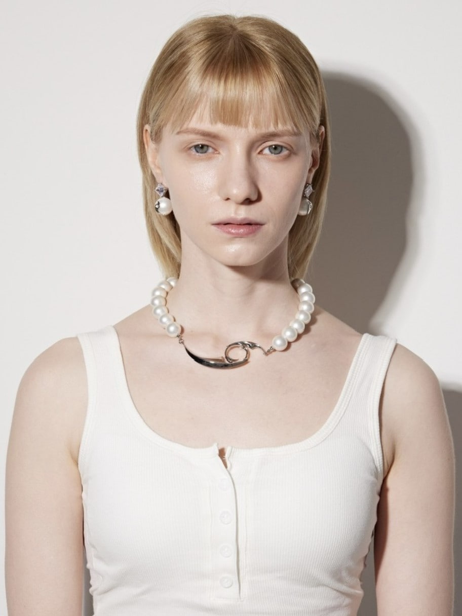 【PEG LEG】emblem pearls necklace