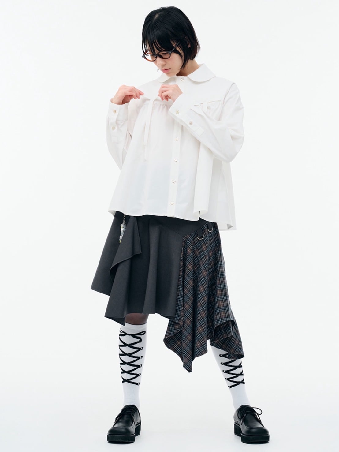 【TUOMIO】RIBBON GRAPHIC KNEE SOCKS / 【トゥオミオ】リボングラフィックニーソックス