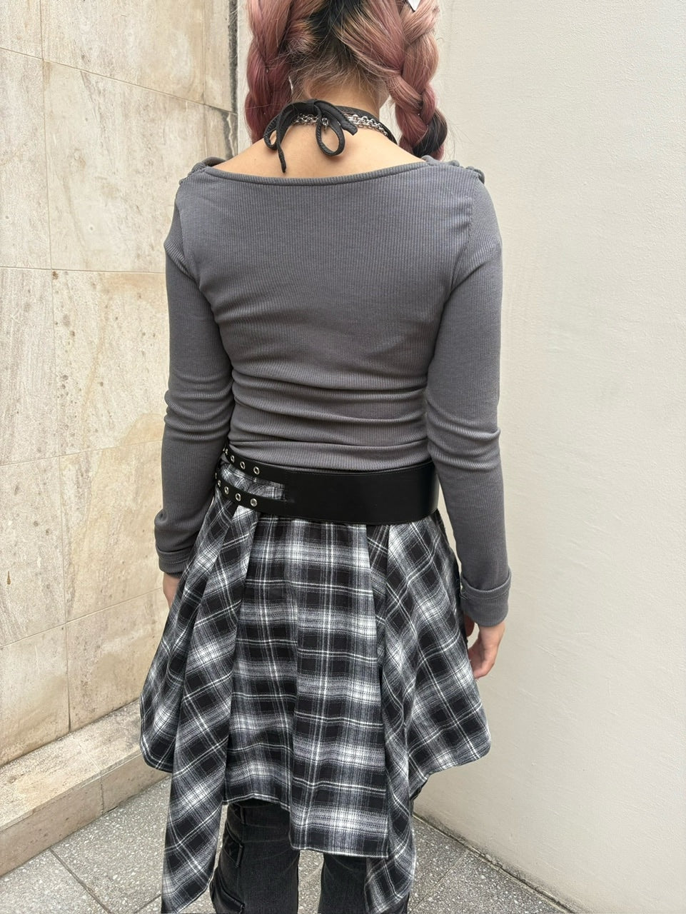 仙台に着画お願いしている。【Never mind the XU】loose fit long sleeve / 【ネバーマインドザエックスユー】ルーズフィットプリント長袖Tシャツ (3color)