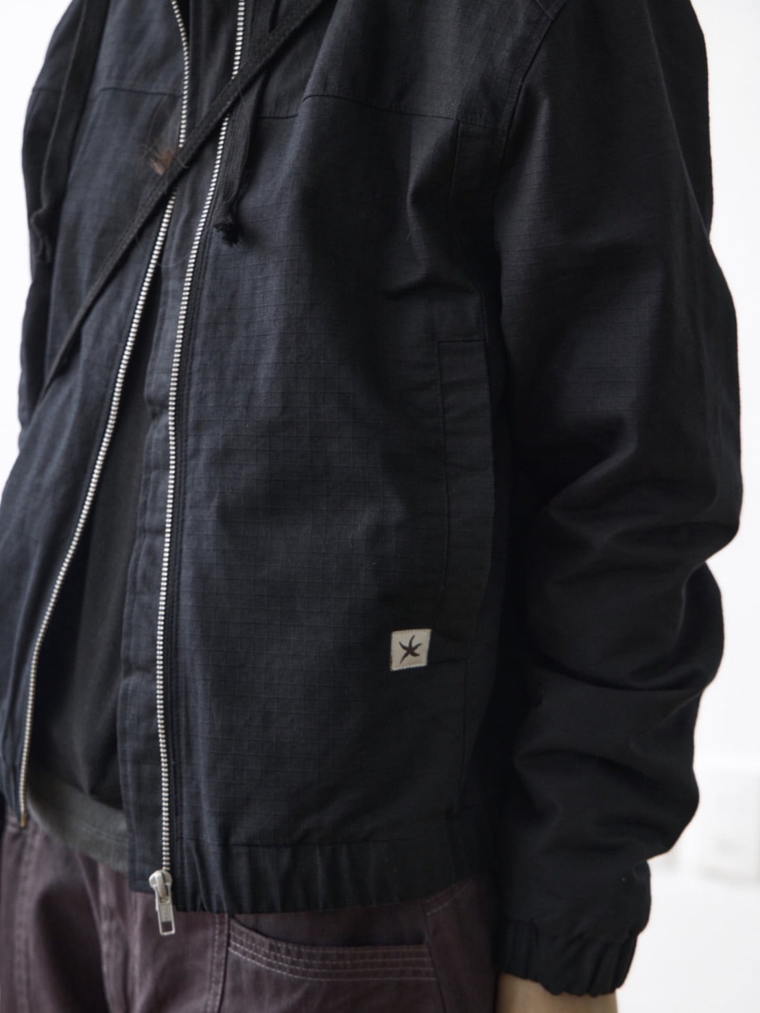 【THECOLDESTMOMENT】TCM mini logo active jacket