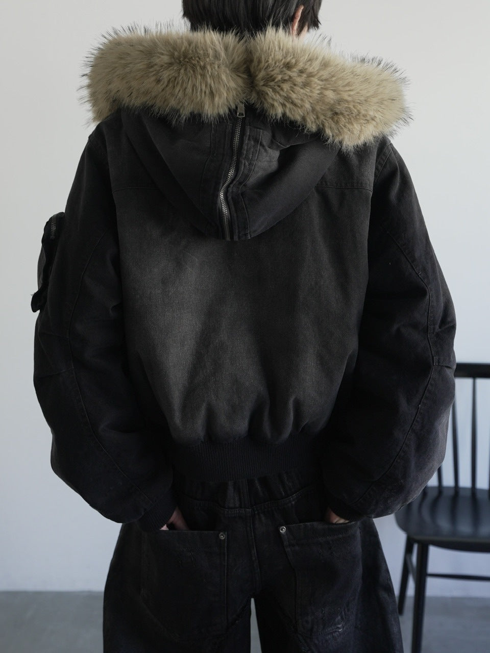 【CHIKASHITSU PLUS HIGH】N-2B cropped hood blouson (denim)