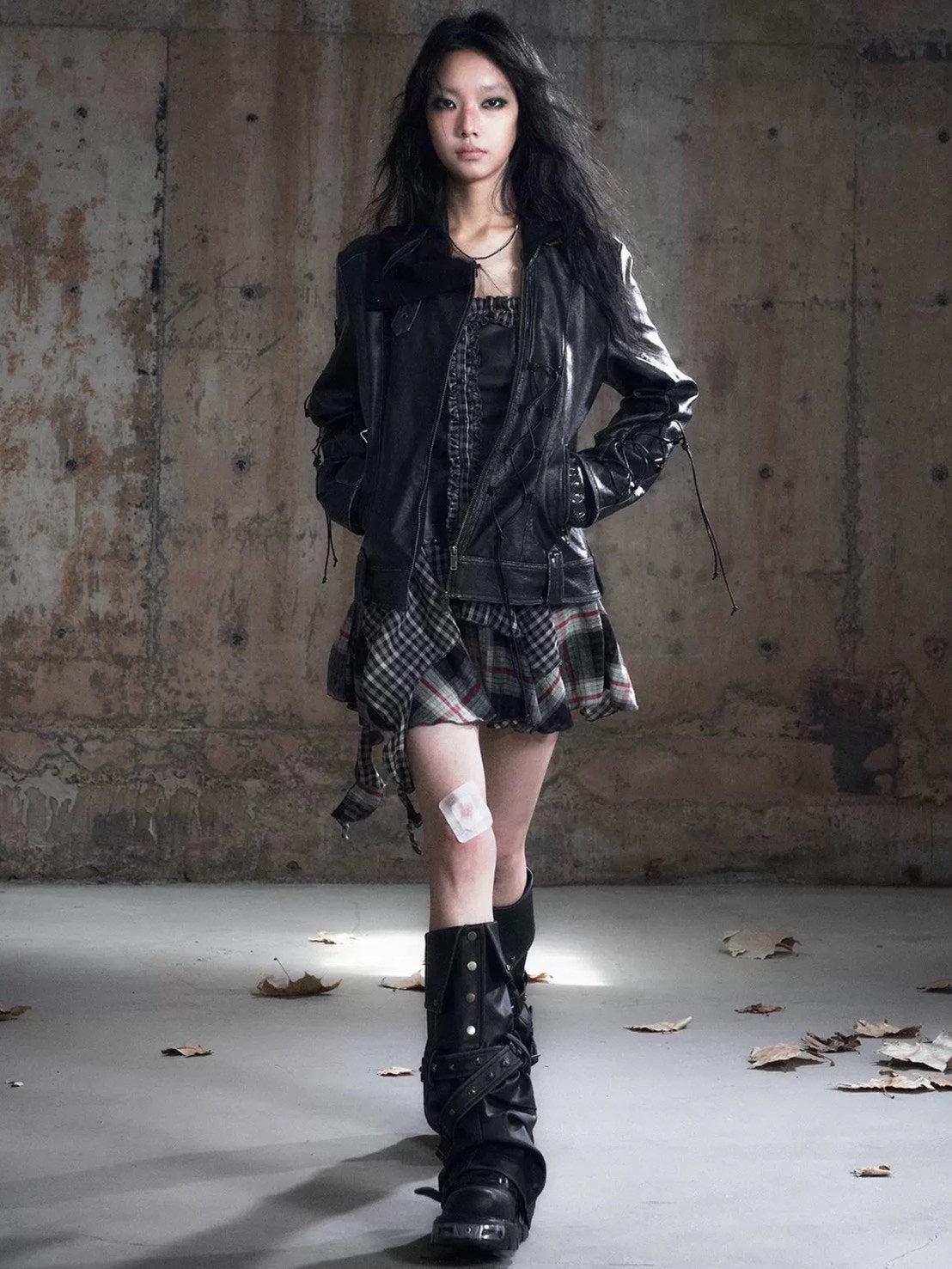 【Cest Nous】Studded Leg Chaps / 【セヌー】スタッズベルトレッグウォーマー