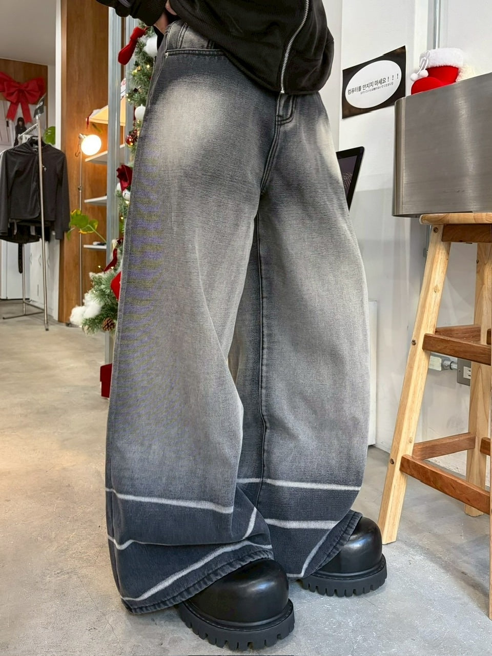 【LUV CODE】heavily washed denim wide pants