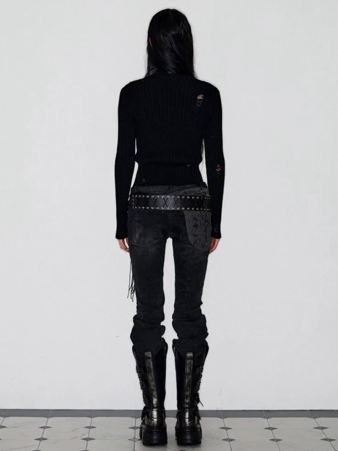 【NOT KNOWING】Cross Spray Damaged Knit Zip Up