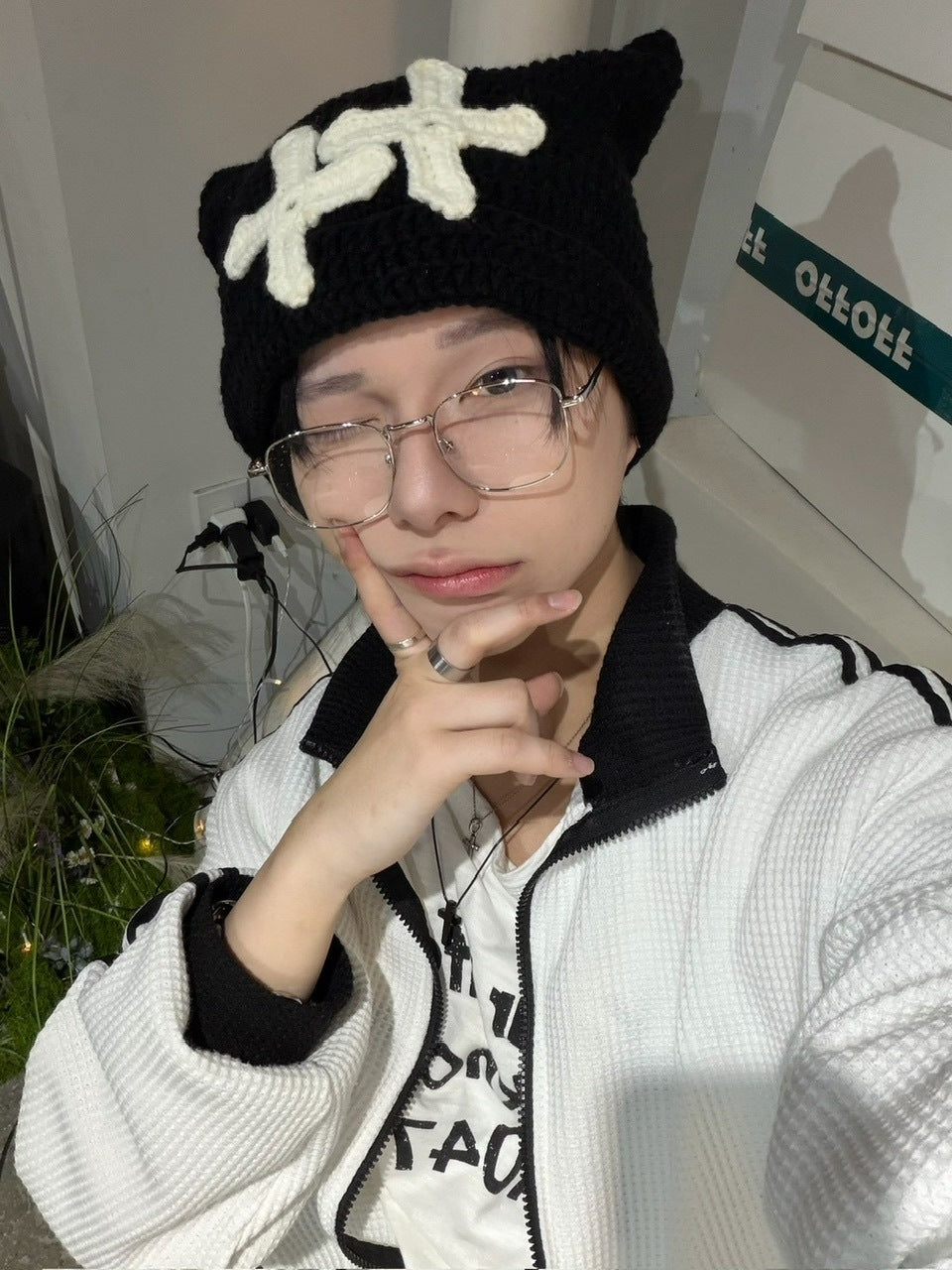 国際配送【LUV CODE】cat ear beanie