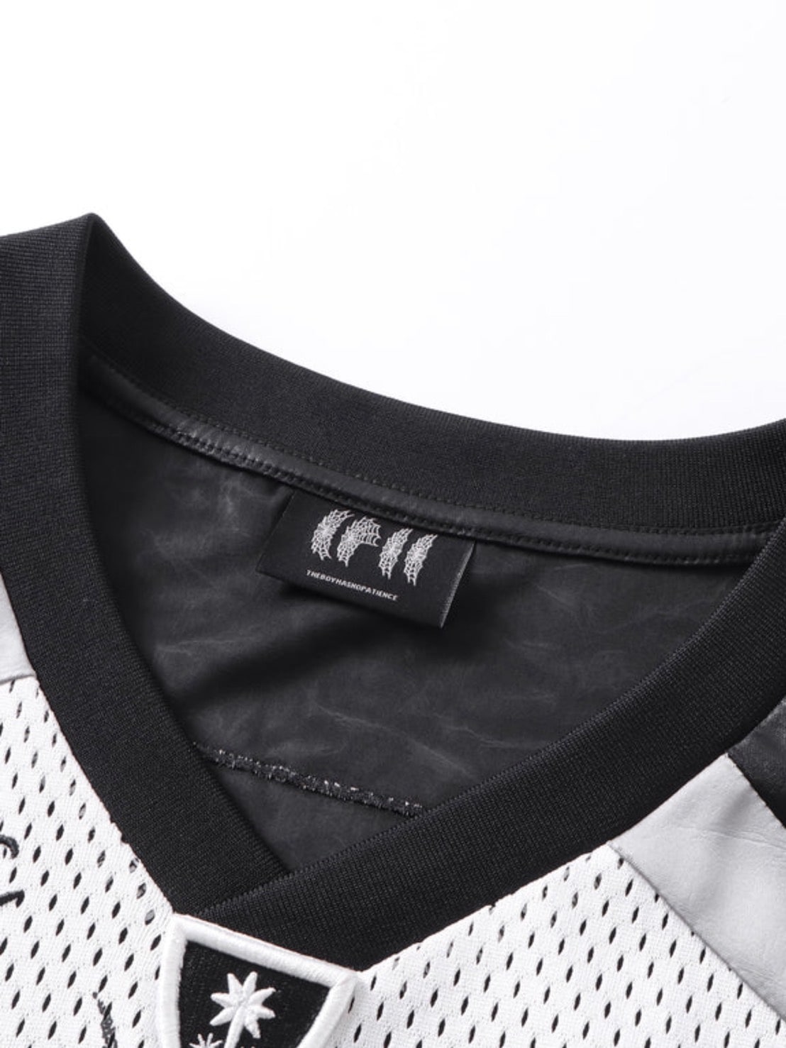 【The Boy Has No Patience】 TBHNP LUMINOUS DAWN SWORDSHIELD SPECTER PRINTED RUGBY L/S TEE / 【ザボーイハズノーペーシェンス】フロントプリントラグビー長袖Tシャツ