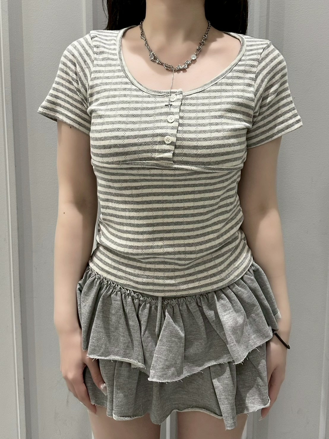 7/4 20:00発売 受注制【nmtc+】Stripe U-Neck Button Tee (2color)