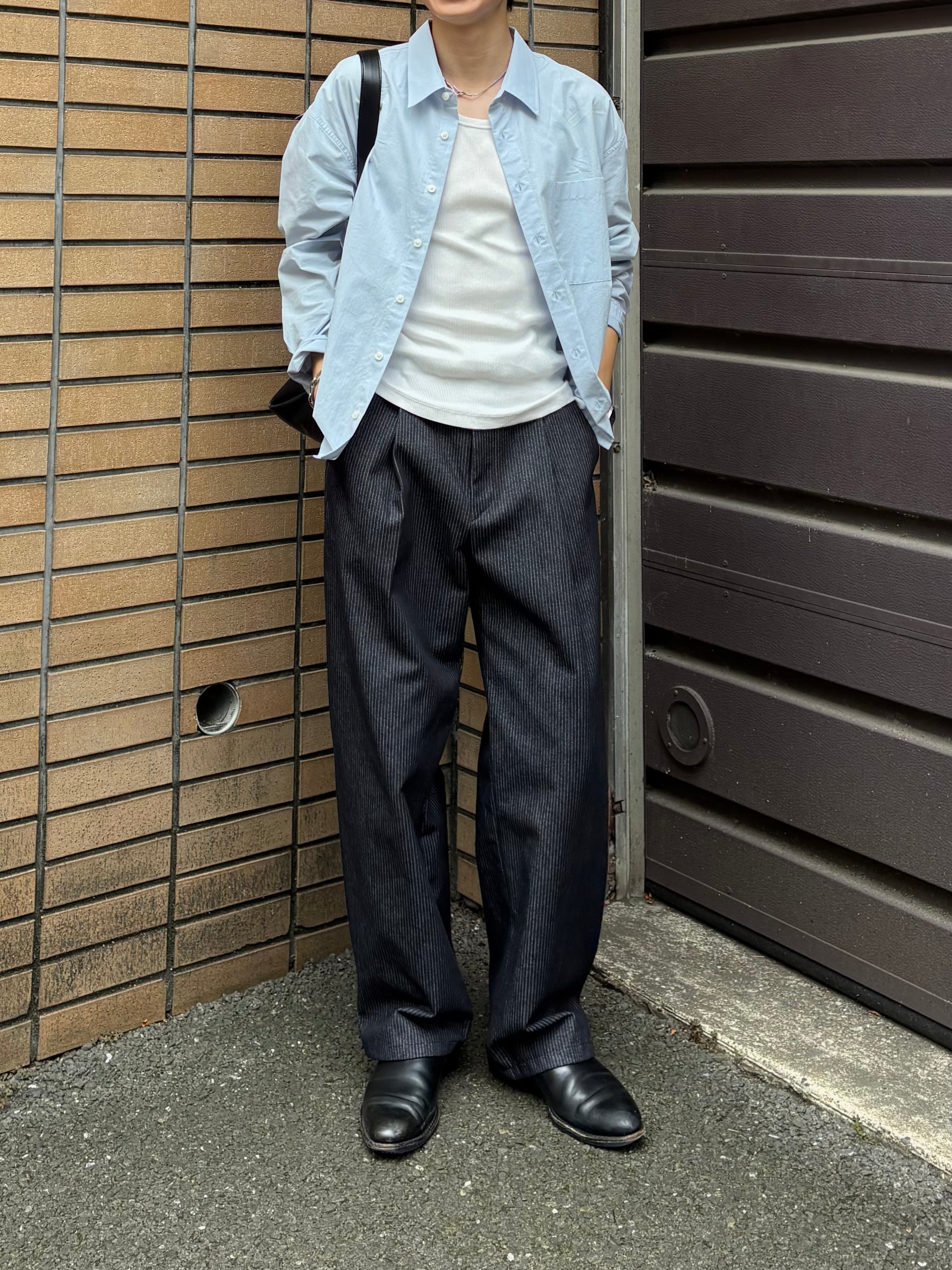東京店WEB限定受注制【Chikashitsu +】soft touch cropped shirt (3color)