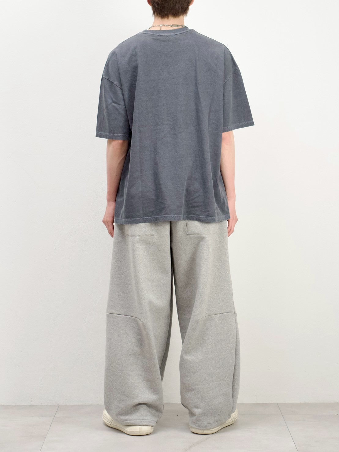 受注制【Chikashitsu +】pigment university t-shirt (3color)