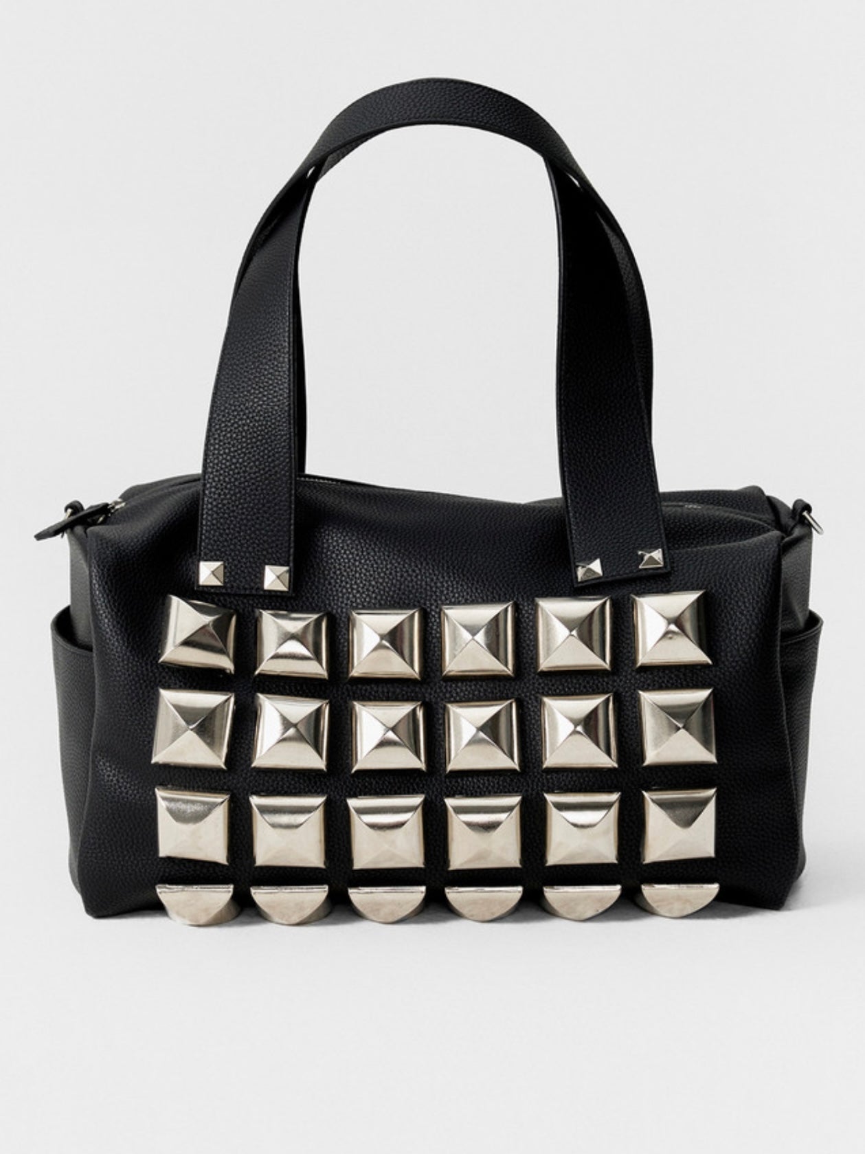 【ESC STUDIO】oversize studded shoulder bag