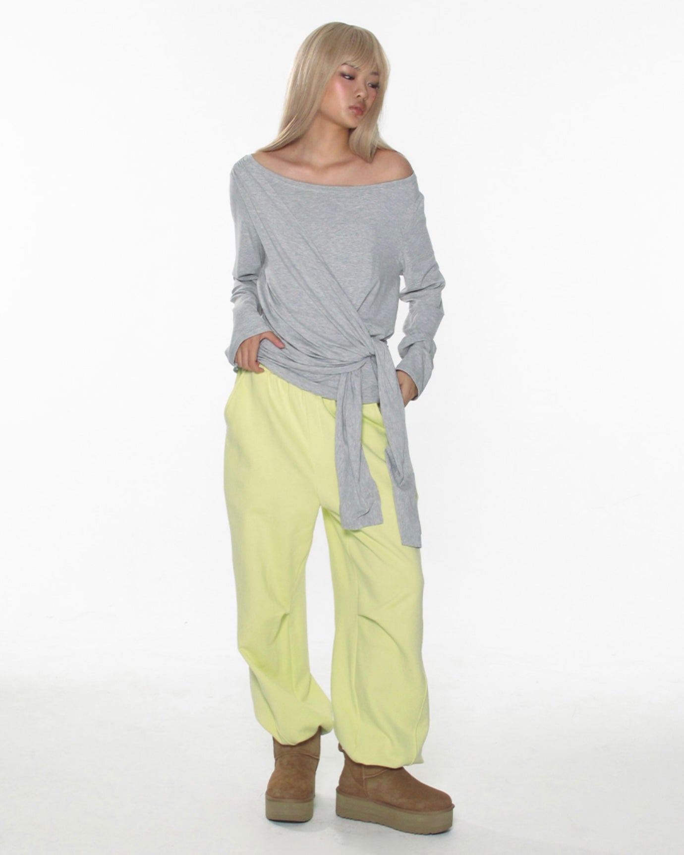 【CRANK】TIED OFF-SHOULDER TOP