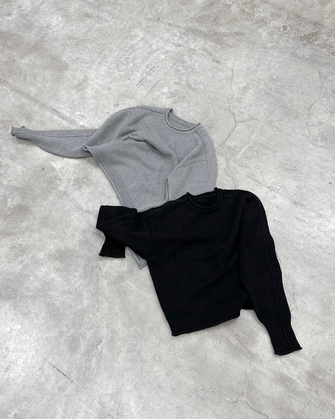 【CHIKASHITSU PLUS HIGH】Contour roll knit sweater (2color)